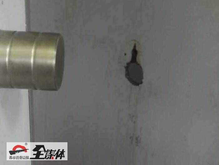 乌鲁木齐部分公厕调查：东“残”西“破”咋回事？