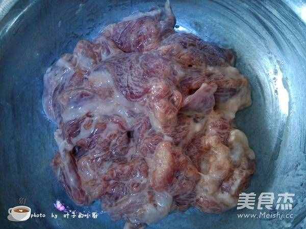 孜然羊肉的步骤