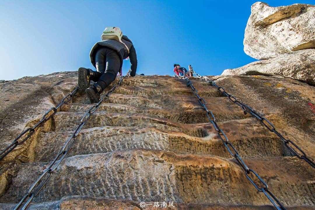 华山风景区在西安吗？很多游客第一时间答错，登山曾被称为走绝路