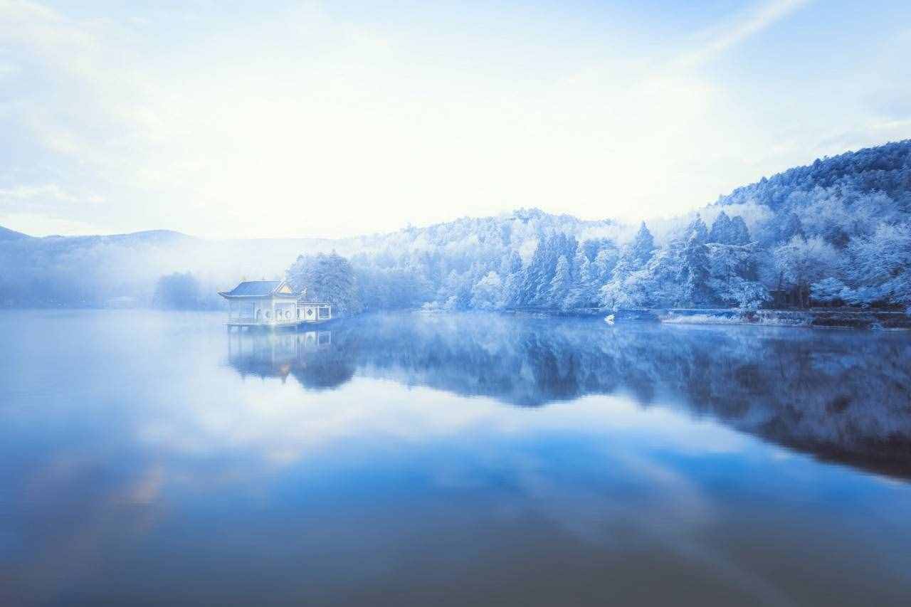 16首经典咏雪诗词，冬如画，雪如诗，赏尽冬雪之雪