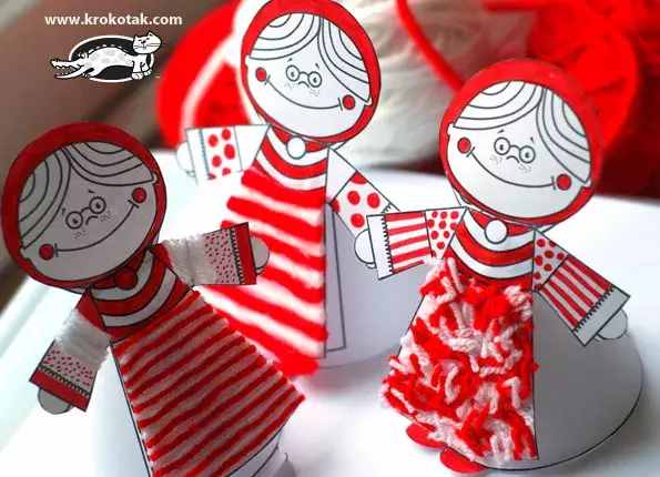 幼儿园新年手工教程：卡纸娃娃毛线粘贴画，满满的节日喜感迎面来