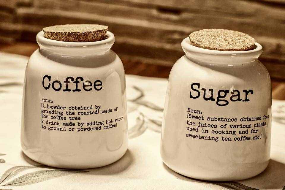 做咖啡添加哪种糖会更好，常见的三种糖分析，教你如何选择糖