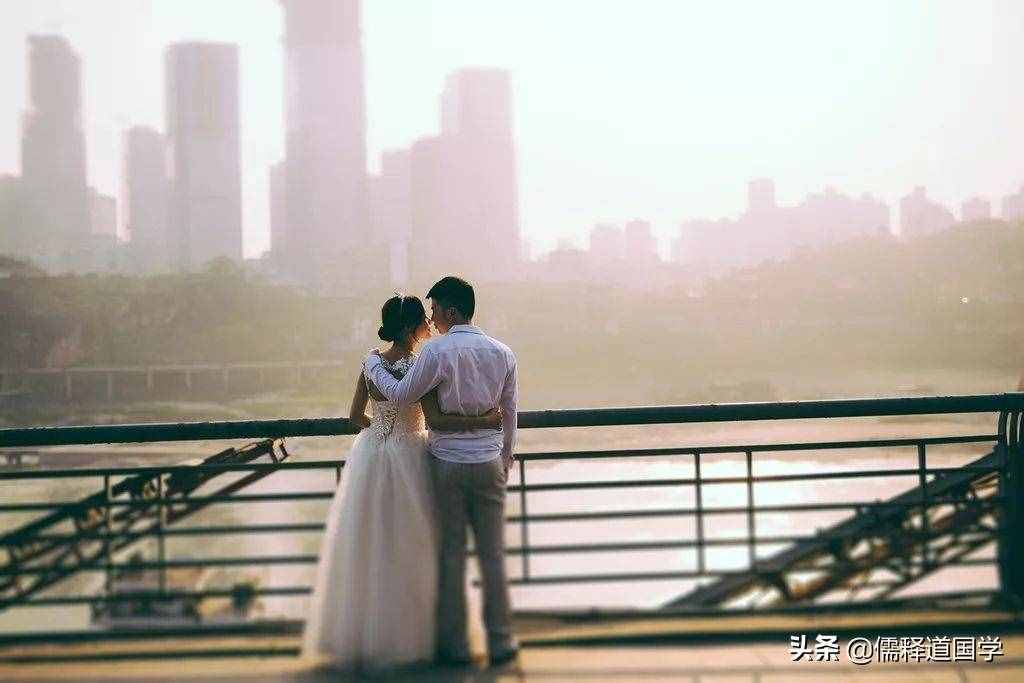 刘强东章泽天离婚风波：是什么维系着婚姻，又是什么让婚姻破裂？