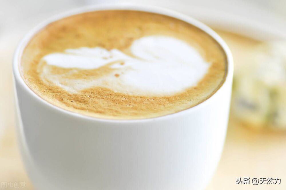 牛奶冲咖啡的方法，要搞清楚是牛奶冲咖啡还是咖啡冲牛奶