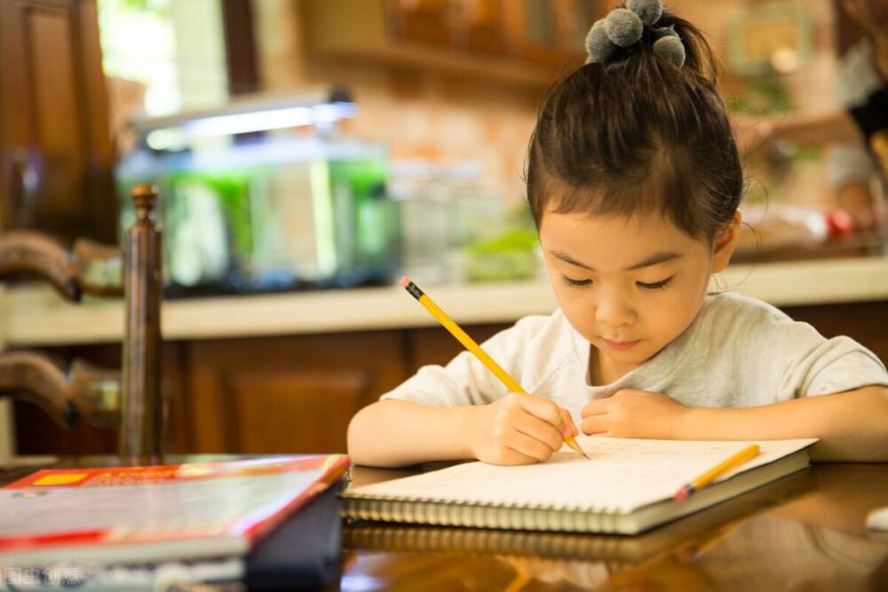 孩子写字不好看怎么办？这三种方法，有助于提高写字质量