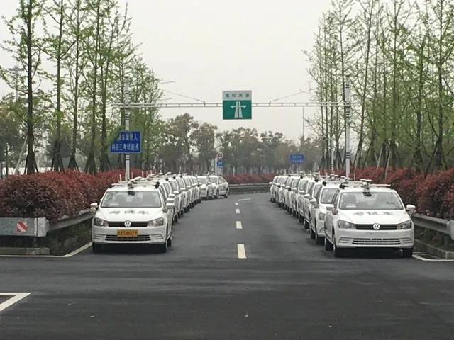 国庆长假，杭州交警为驾考增加科目二、科目三场次，记得提前一天预约哦