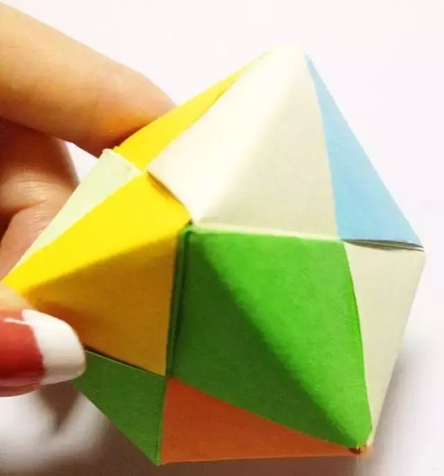 3分钟立体折纸让孩子提前认识正方体，赢在起跑线