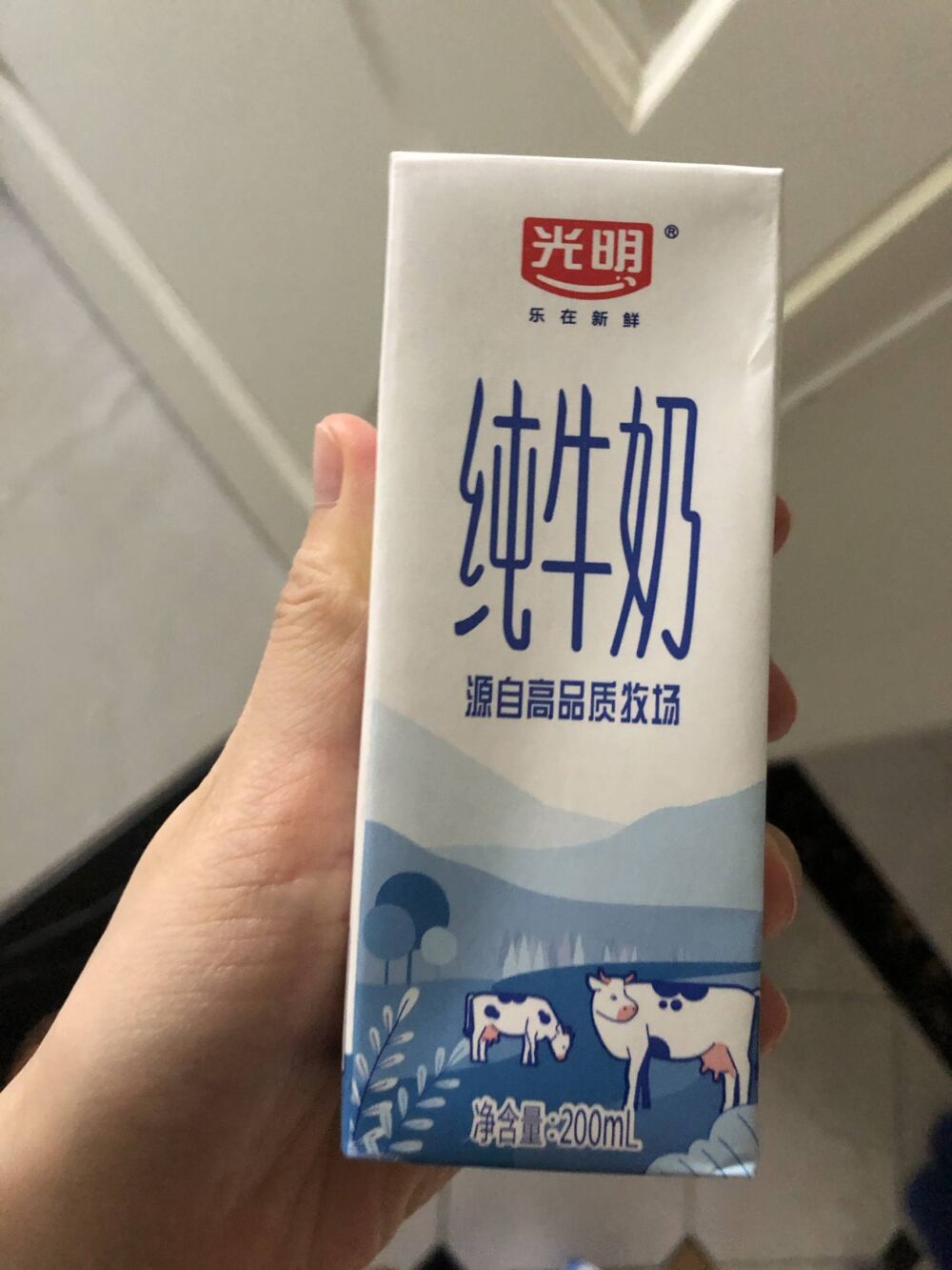 牛奶三巨头！21款纯牛奶剁手价，哪款更实惠？