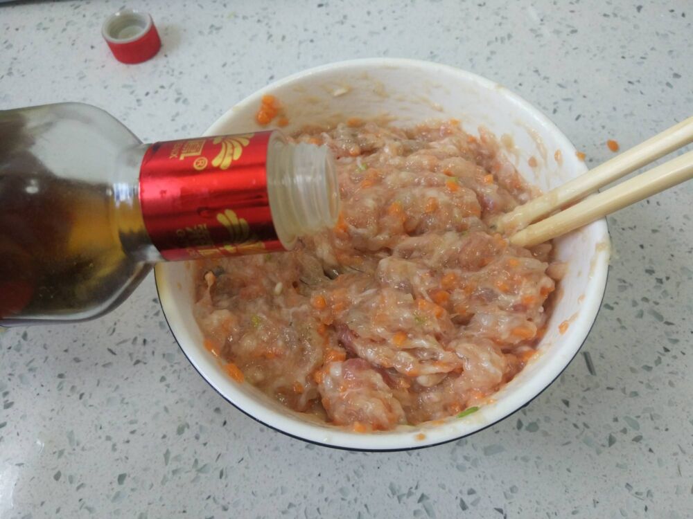 想要馄饨好吃，调馅很关键，手把手教你做馄饨馅，孩子特别喜欢吃