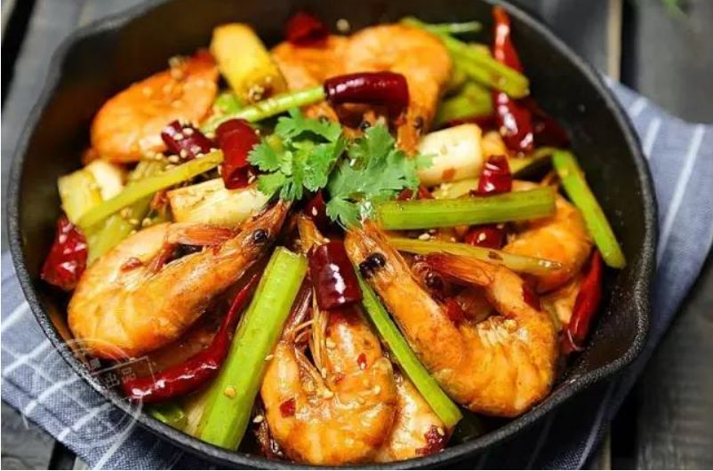 美食分享 | 美味的干锅香辣虾，难道只有在饭店才能吃到？