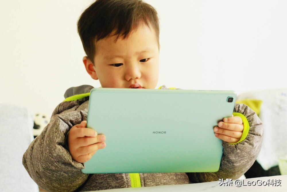 荣耀平板7体验：为儿童选择的一款让家长放心的平板电脑