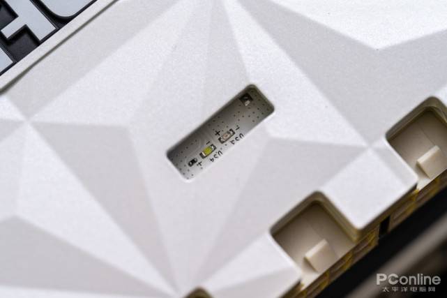影驰RTX 3080 Ti HOF Extreme评测：有颜有性能的顶级非公显卡