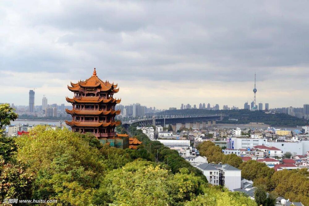 省会城市之比较成都，武汉与郑州，哪一个更具实力？