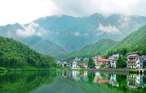 浙江一小县城风景如画，可以和杭州西湖媲美，很多人没去过