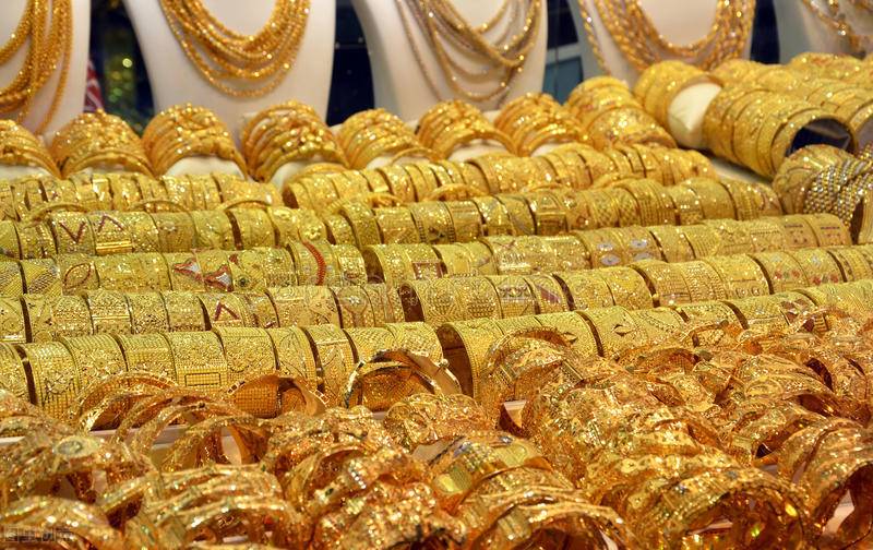 过去买金饰都是称重量，现在3D硬金一口价，如何最划算买黄金？