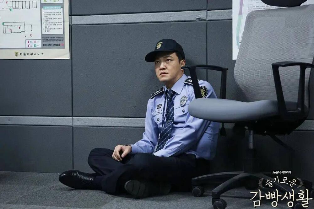 你知道韩国狱警是什么样的吗？带你了解韩国惩教官
