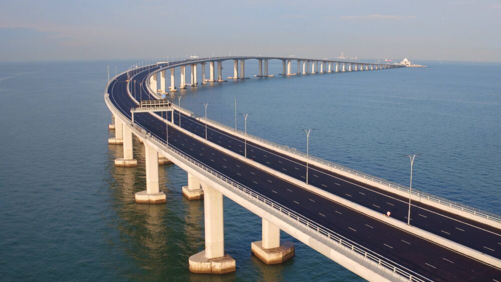 耗资千亿的港珠澳大桥，被国外嘲笑是废桥？燕雀安知鸿鹄之志？