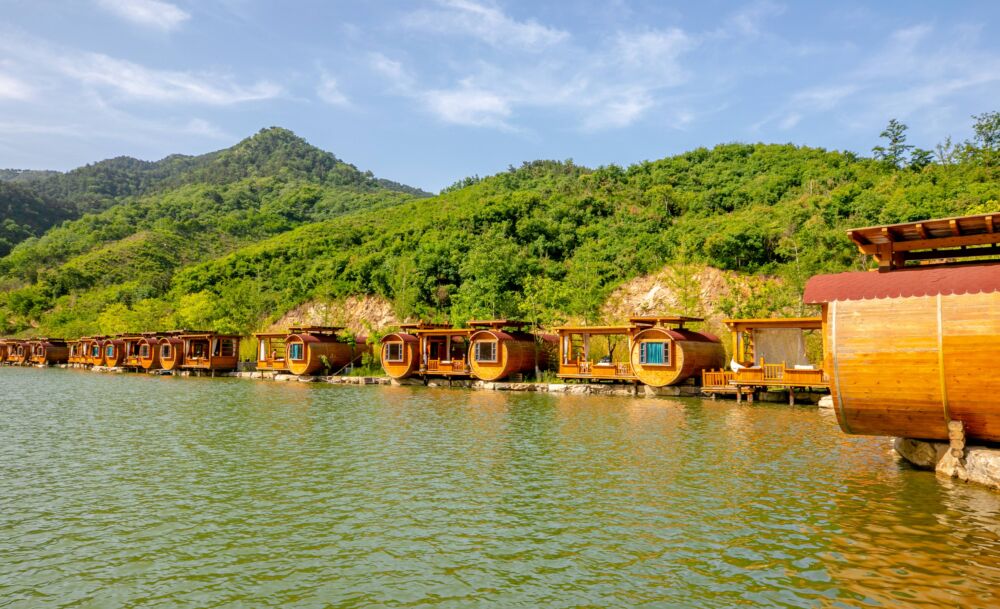 秋意渐浓，登山、游湖、赏泉！济南这几处美景自带撩人风光，一定要去看看！