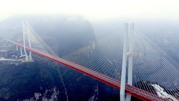 被网友捧红的全国20座网红大桥，风景绝美:此生必游览的路线