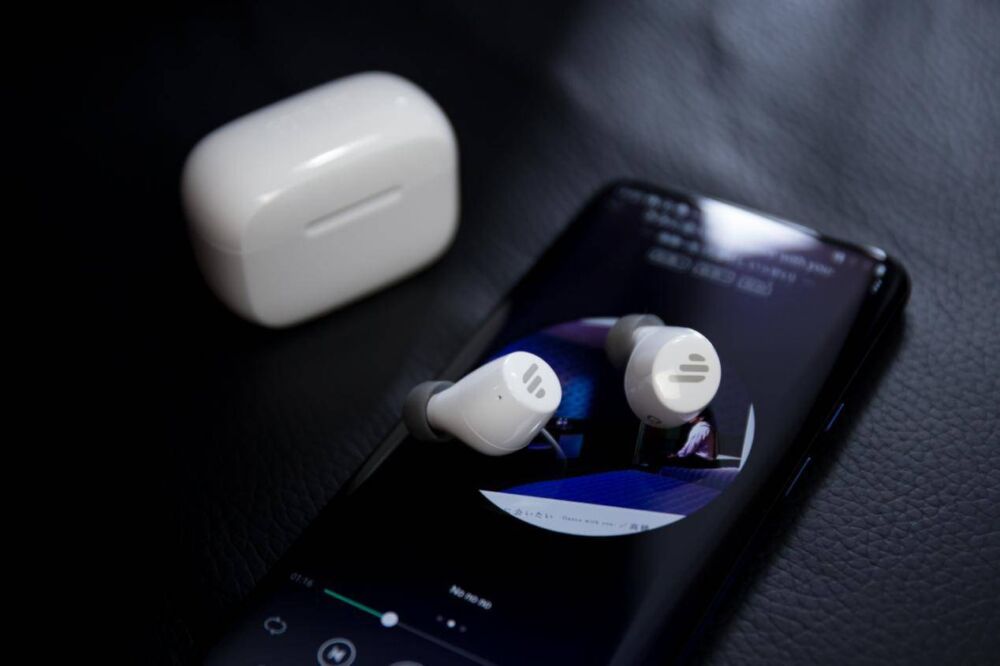 2021年100元价位蓝牙耳机推荐，音质好颜值高，性价比拉满了
