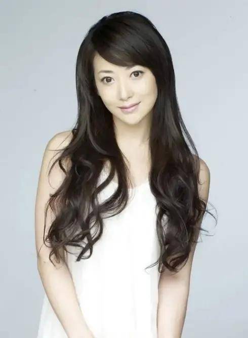 这6位来自重庆的女明星，个个貌美如花，你最心意哪一位？