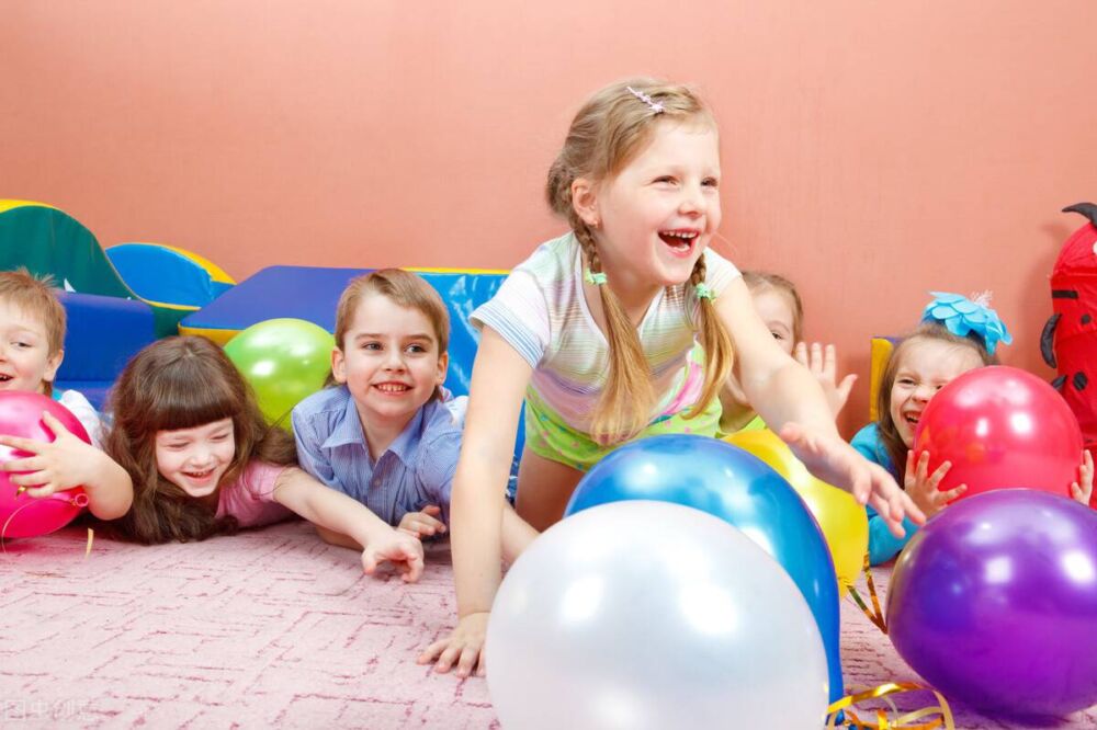 分享6个适合在家陪玩的亲子感统游戏，让你的孩子越玩越聪明