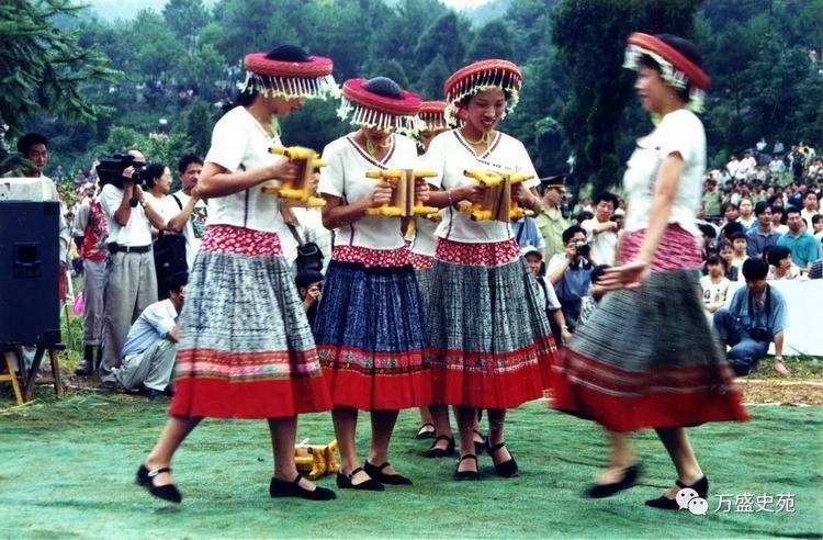 重庆特产传说（493） | 万盛祝家山苗族服饰：“绣在苗族身上的历史”