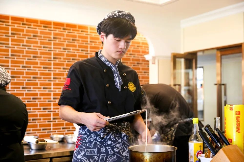新东方烹饪教育（上海校区）的“凡学大师”，yyds