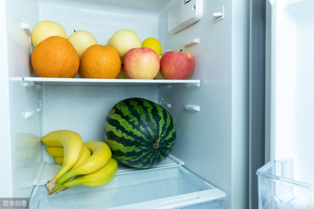 不能在冰箱里保存的5种水果，放冰箱坏的更快，现在知道还不晚