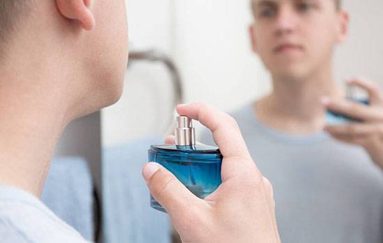 一般香水能维持多久？