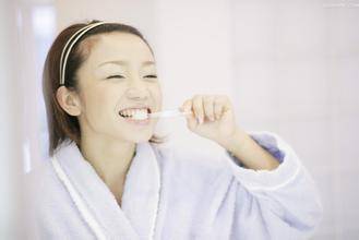 坐月子期间你在刷牙么？