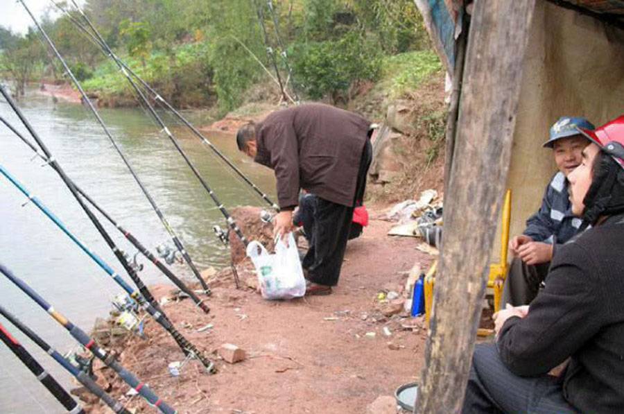 很多水库禁止钓鱼，钓鱼会污染水源吗？如何解决这个问题