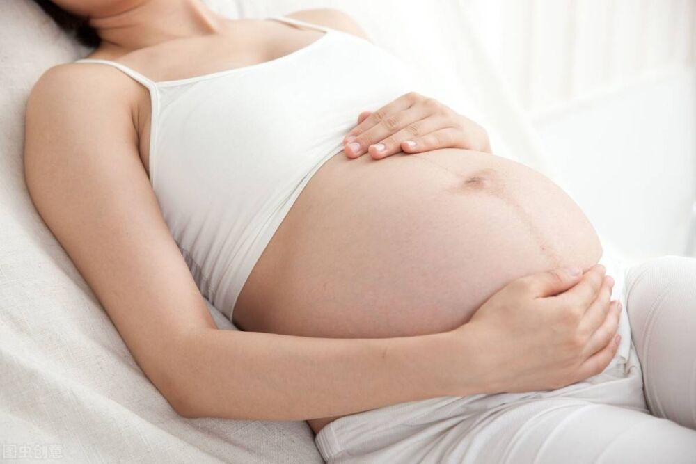 怀孕后还来“月经”是怎么回事？孕期出血的4个原因，准妈妈必看