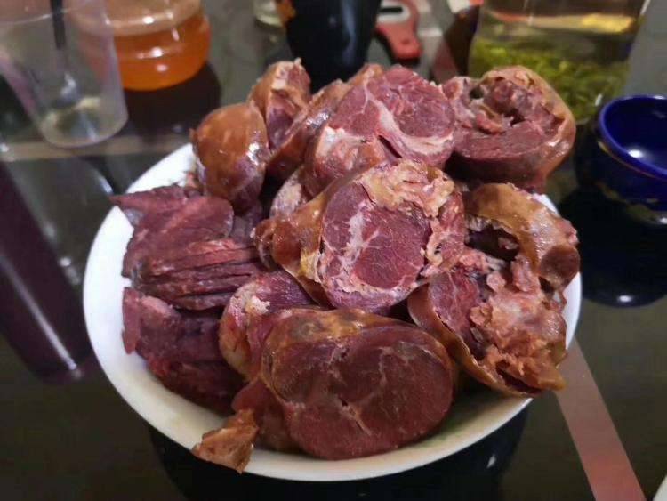 爱吃肉的中国人，为啥却很少吃“马肉”？3个原因告诉你