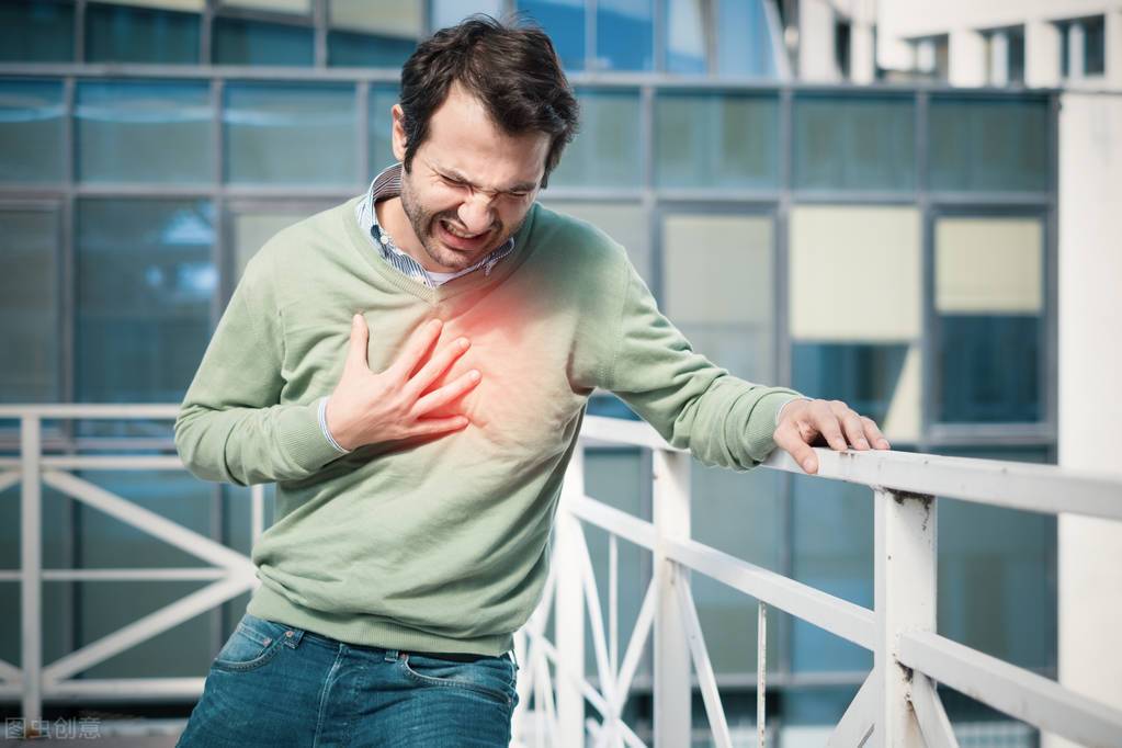 呼吸的时候胸口疼是怎么回事