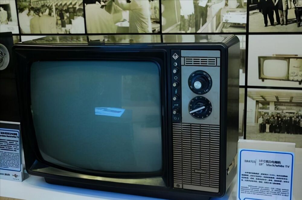 为何80、90年代，每周二电视台都要停播？还会出现“彩色图案”？