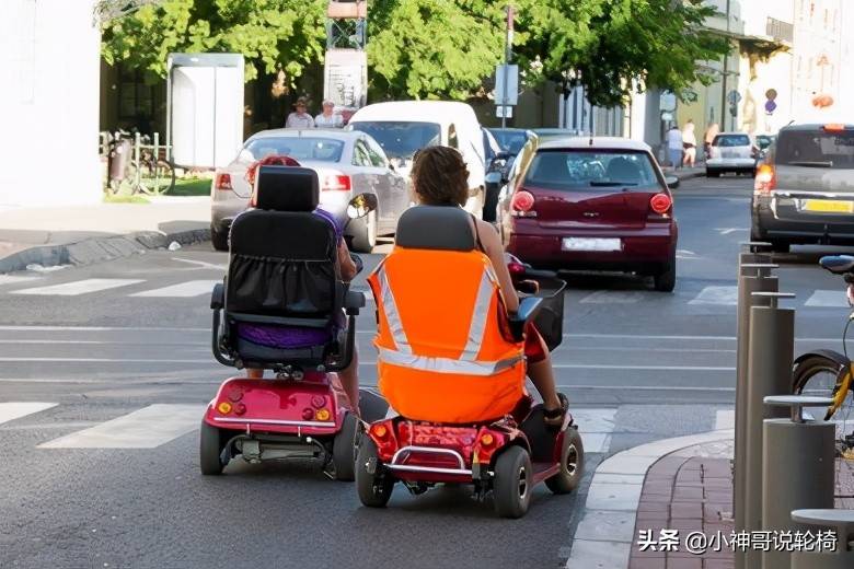 电动轮椅老人能用吗？老人用电动轮椅推荐