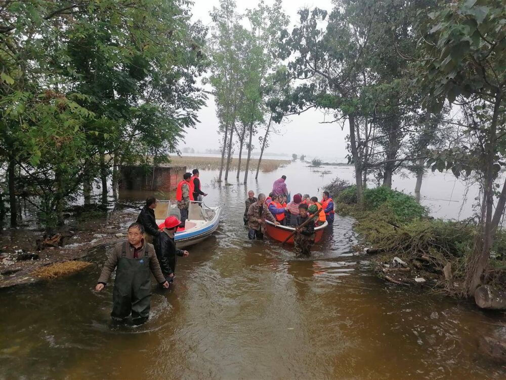 罕见洪水袭陕西大荔：曾连续降雨40多天，23.9万人受灾