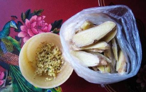 生姜买回家，先这样保存，不怕“干巴巴”，一年都能吃新鲜的！