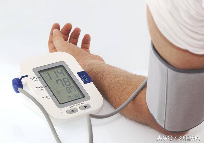在家怎么测出更准的血压？记住3招，医生不用找！