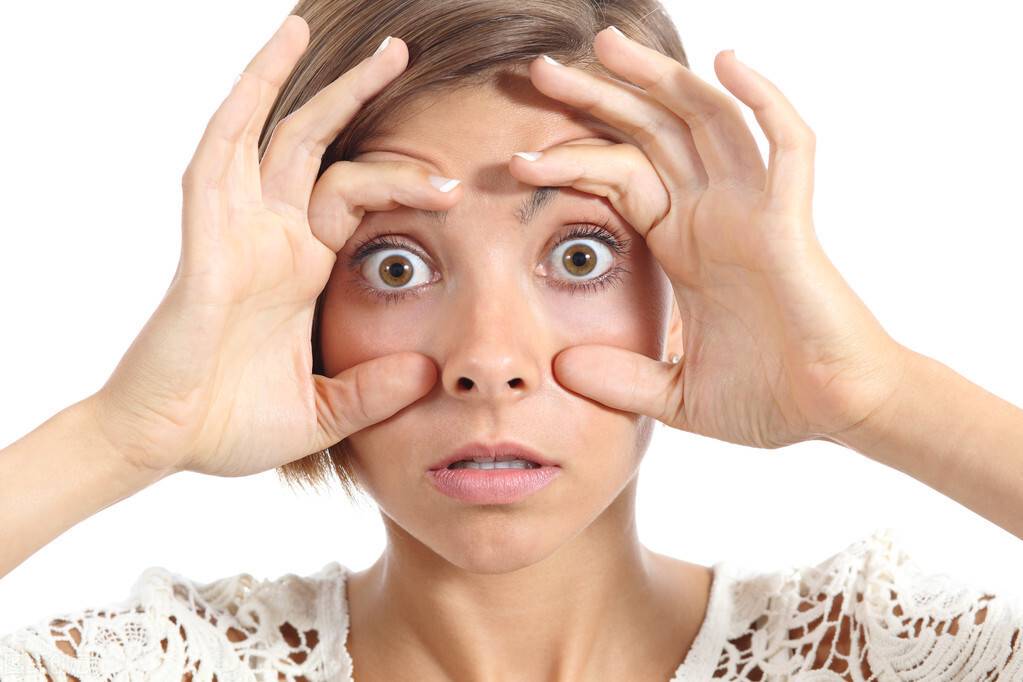 眼睛疼痛是怎么回事？帮你分析了这5种原因，要对症解决