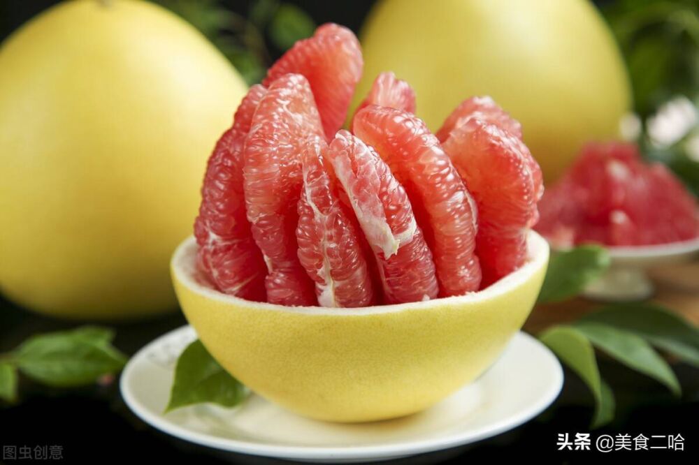 冬天柚子可是个大宝贝！皮、瓤、果肉全部能吃，可别浪费了