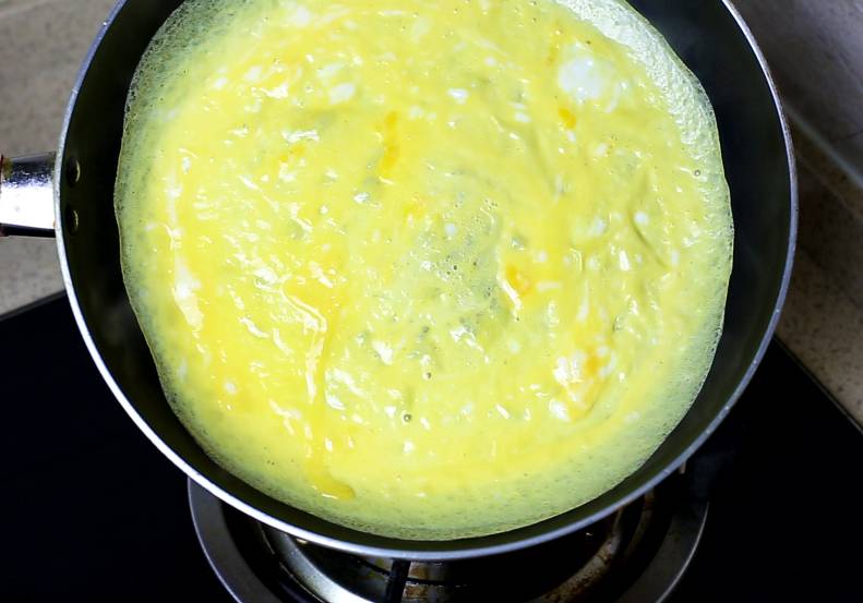 1斤肉馅3个鸡蛋，大厨教你做道金丝蛋卷，一卷一蒸，简单易上手