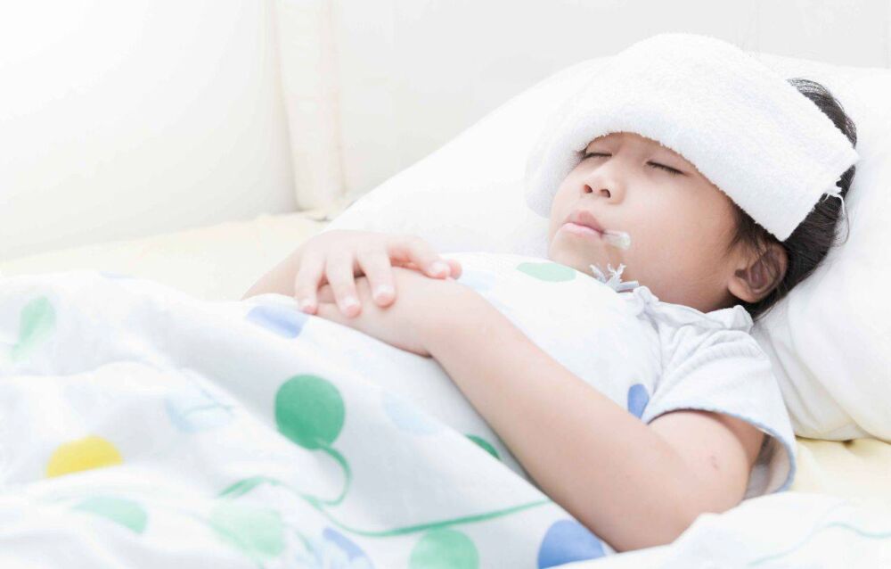 为什么孩子总是半夜发烧？父母应怎么做？有必要掌握一些基本措施