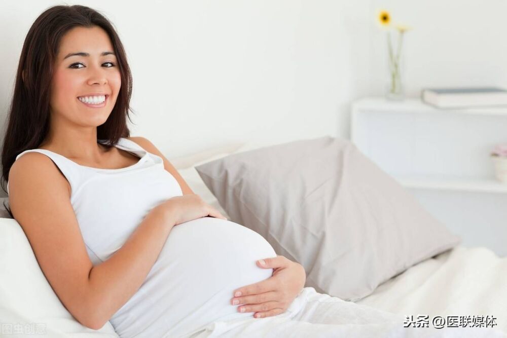 怀孕了还来月经正常吗？总结了2个原因，孕妈妈得重视